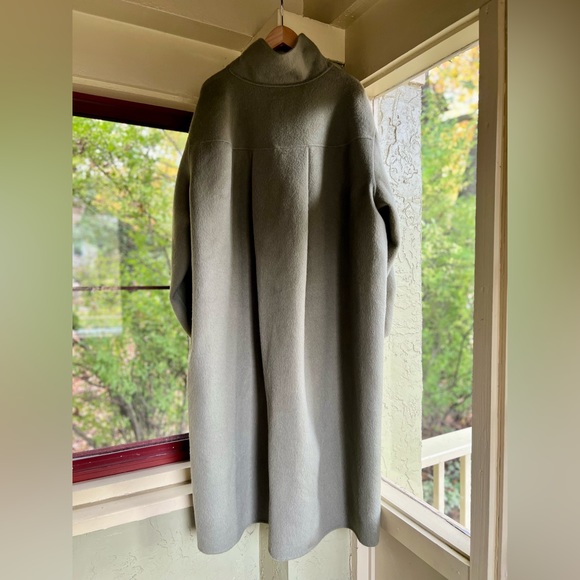 Funnel Collar Puff Sleeve Wool-Alpaca Coat (Army Green) - Gentle Herd - Picture 7 of 11